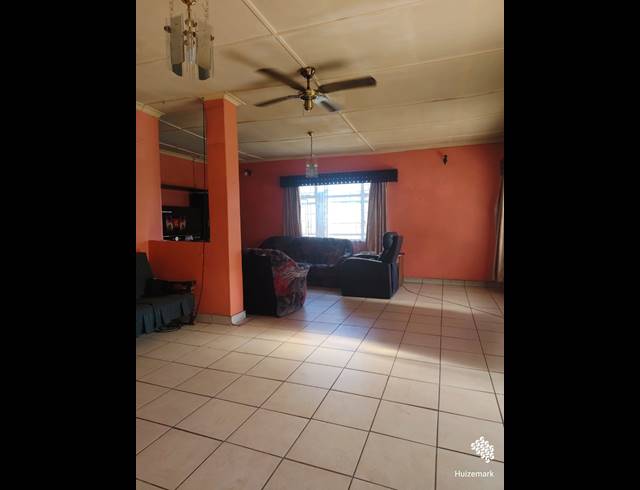 3 BEDROOM HOUSE FOR SALE IN SASOLBURG EXT 12